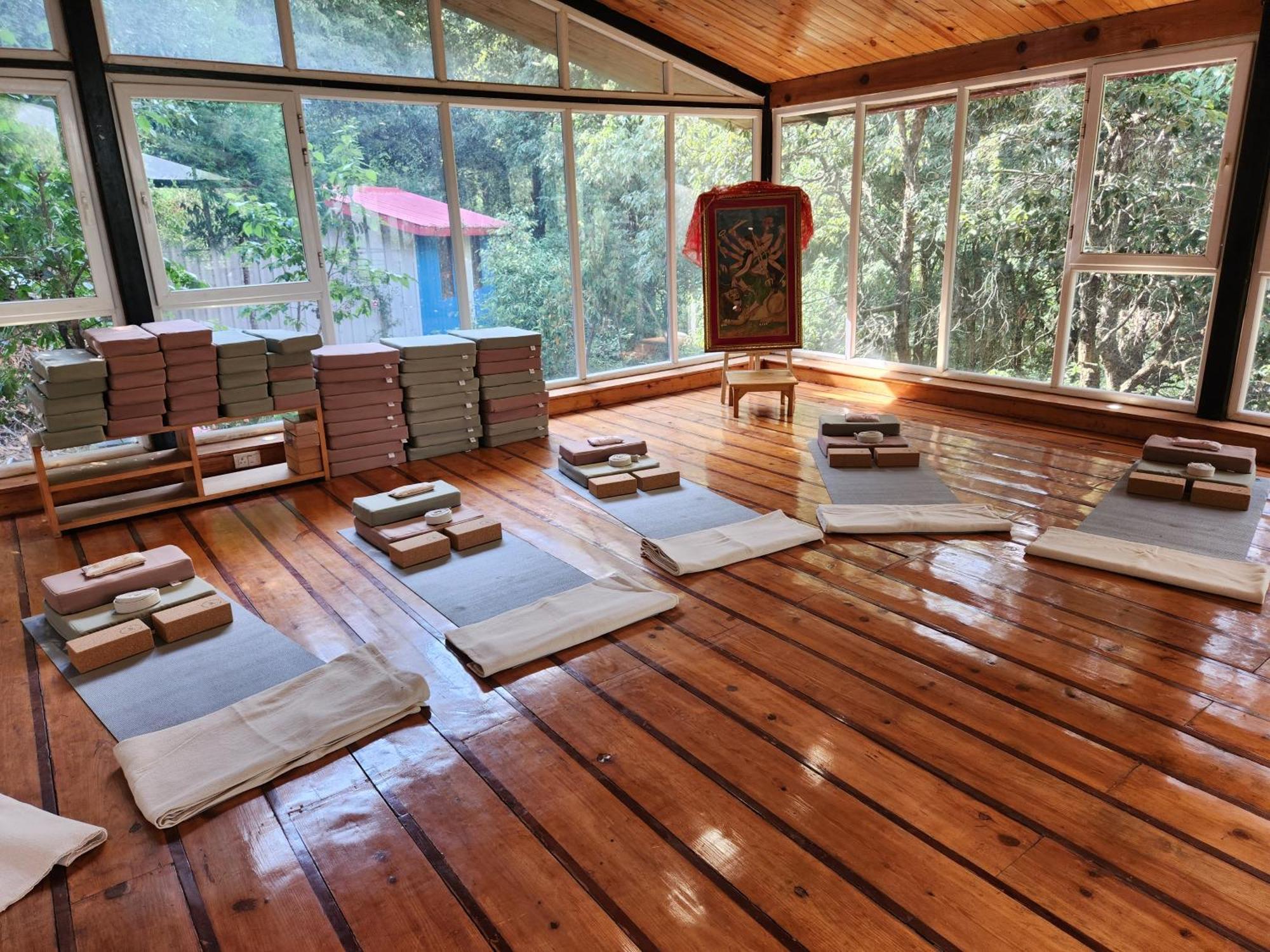 Dunagiri Retreat Dwarahat Екстериор снимка