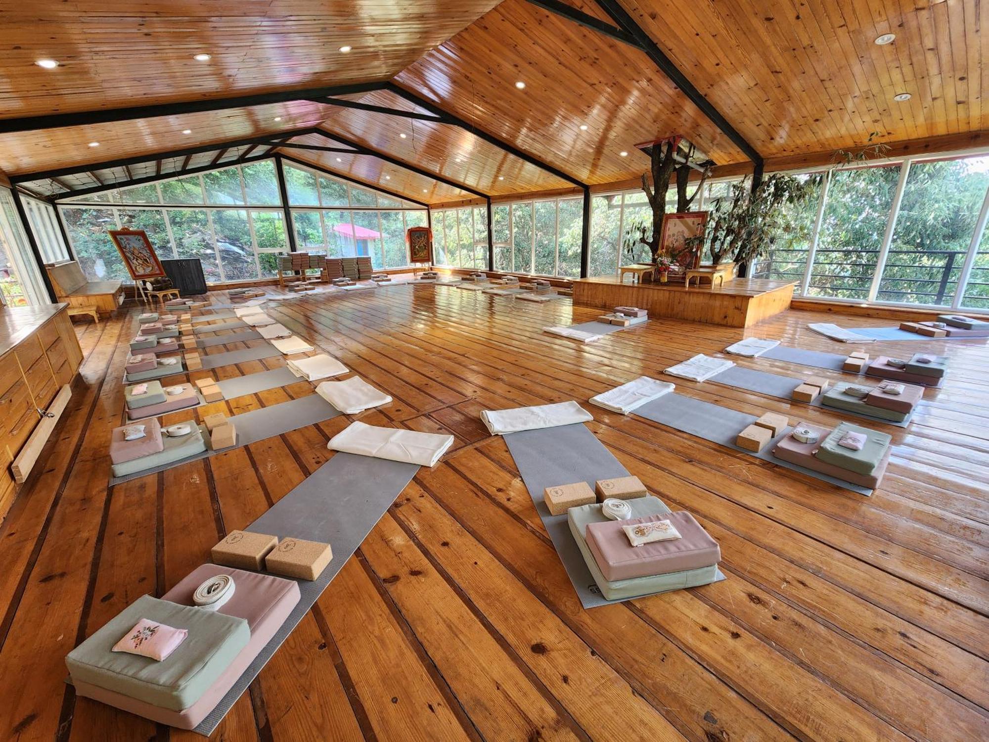 Dunagiri Retreat Dwarahat Екстериор снимка