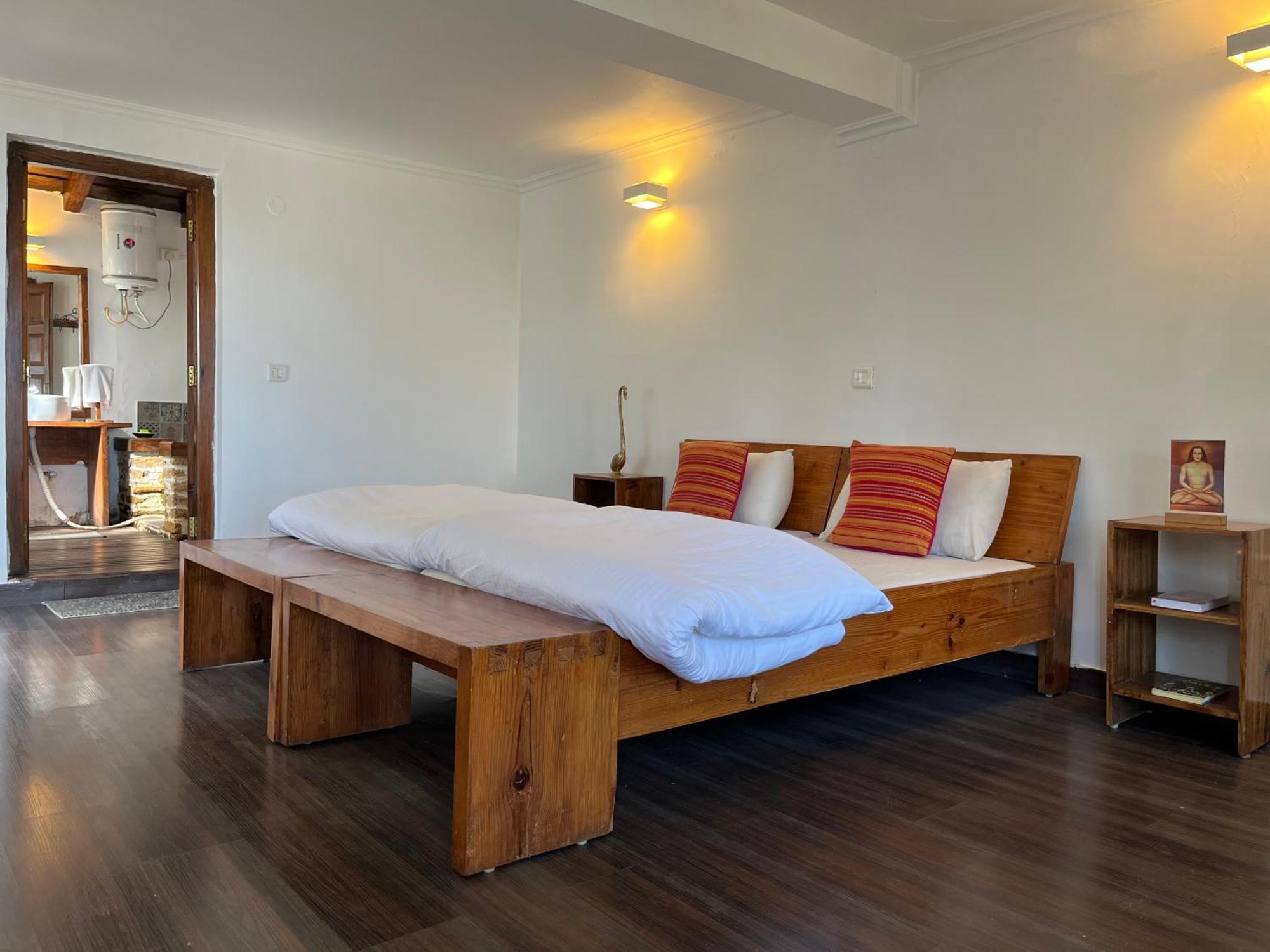 Dunagiri Retreat Dwarahat Екстериор снимка