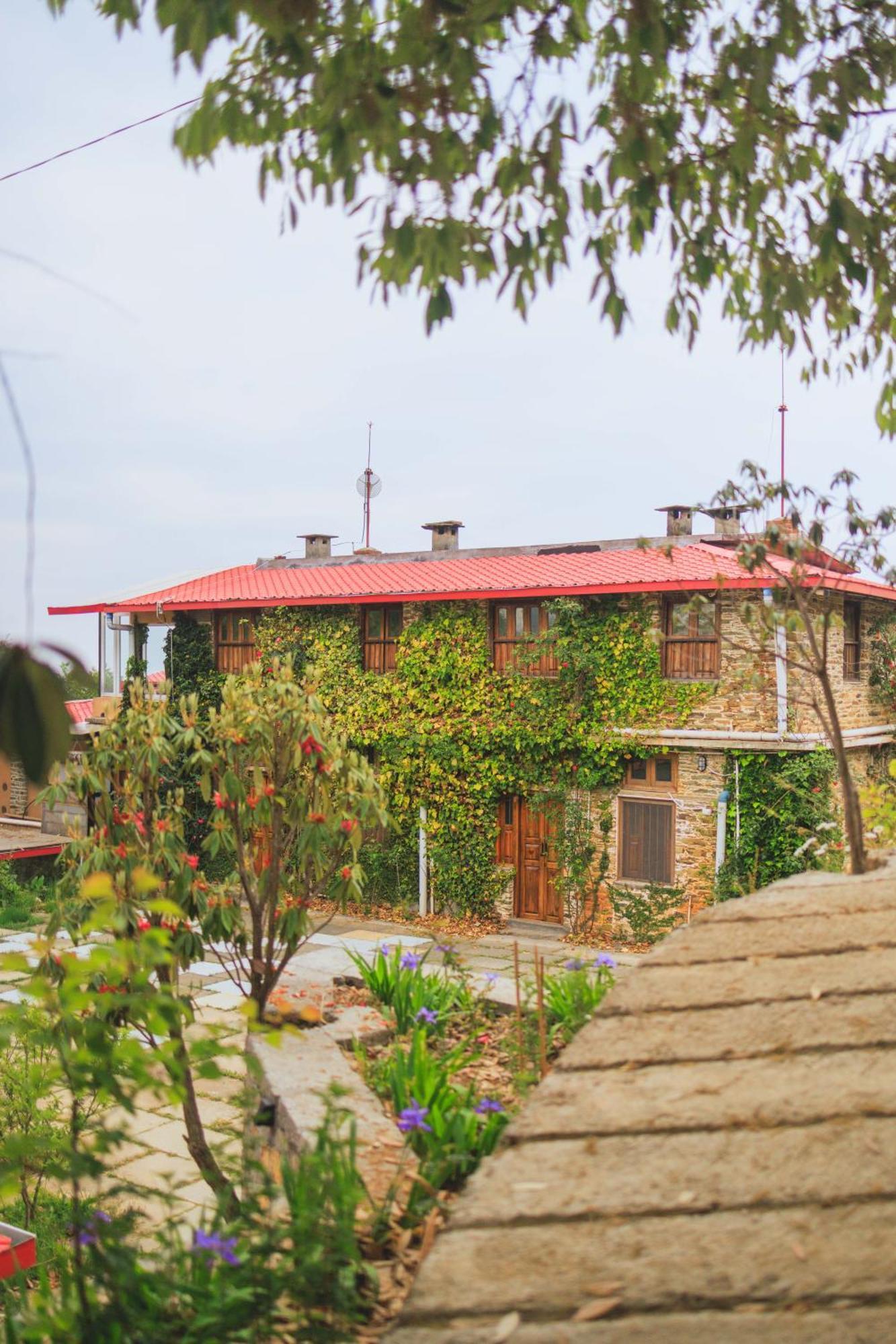 Dunagiri Retreat Dwarahat Екстериор снимка
