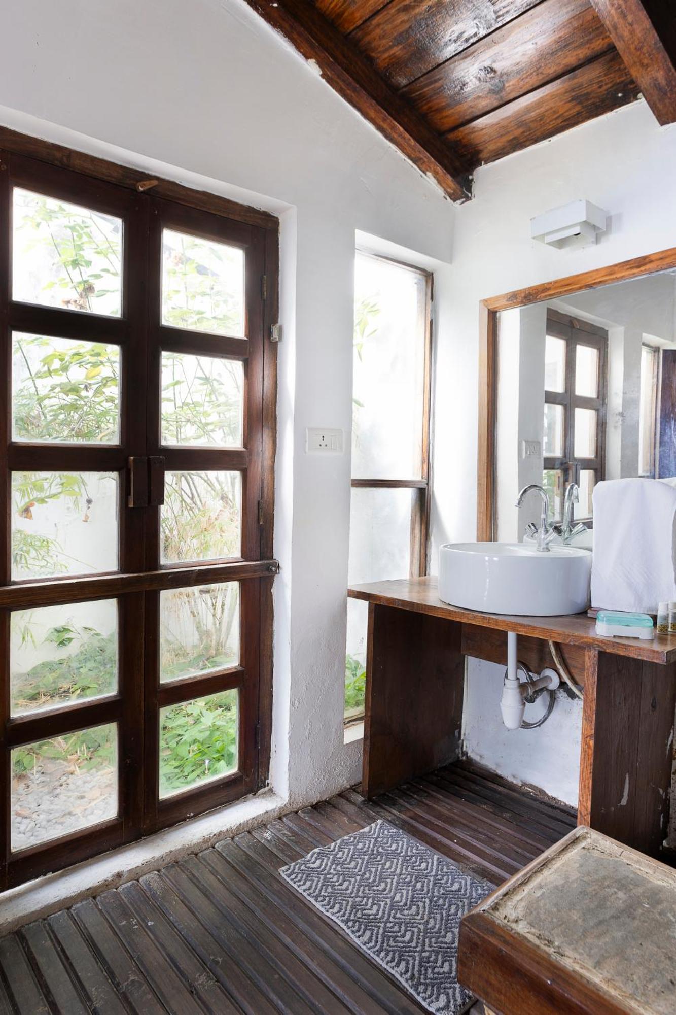 Dunagiri Retreat Dwarahat Стая снимка